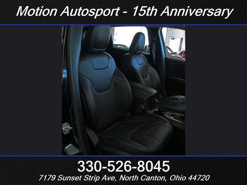 Used 2019 Jeep Cherokee Limited AWD/4WD image 29
