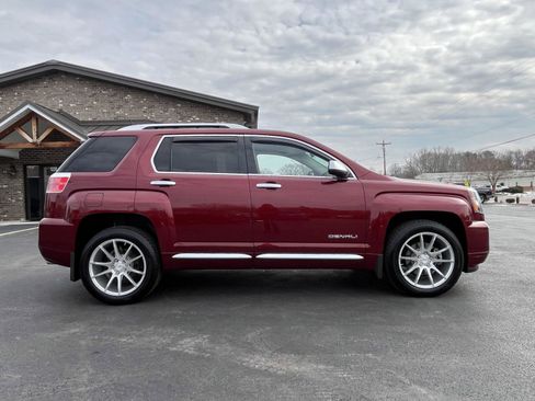 Used 2017 GMC Terrain Denali image 24