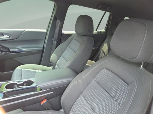 Used 2025 Chevrolet Equinox LT FWD image 25