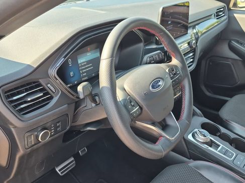 Used 2024 Ford Escape ST-Line AWD/4WD image 10