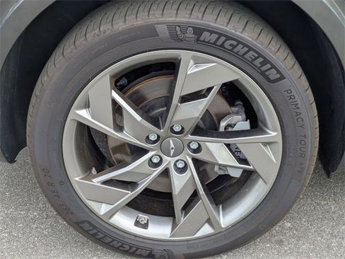 Used 2025 Genesis Electrified GV70 Advanced image 11