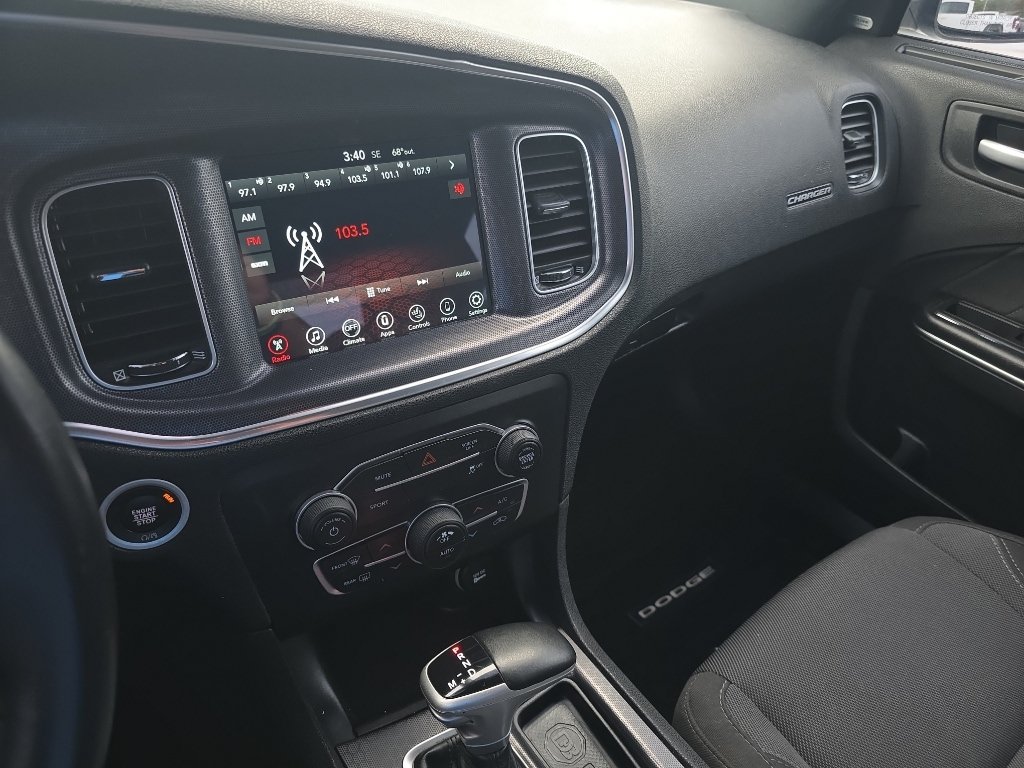 Used 2017 Dodge Charger R/T RWD image 12