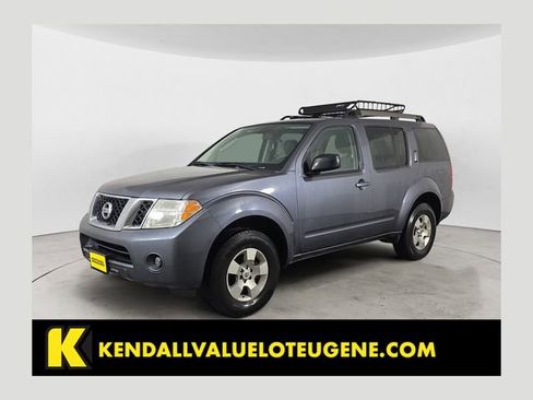 Used 2011 Nissan Pathfinder S image 1