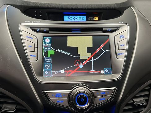 Used 2013 Hyundai Elantra Limited w/ Technology Pkg image 25