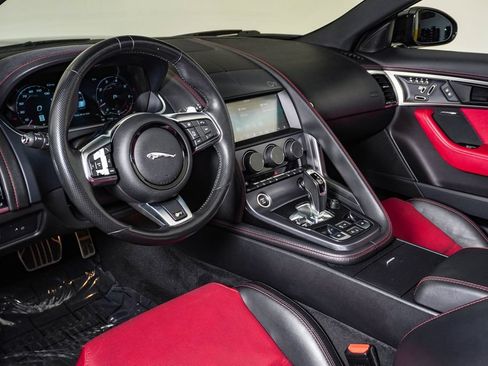 Used 2021 Jaguar F-TYPE R AWD/4WD image 22
