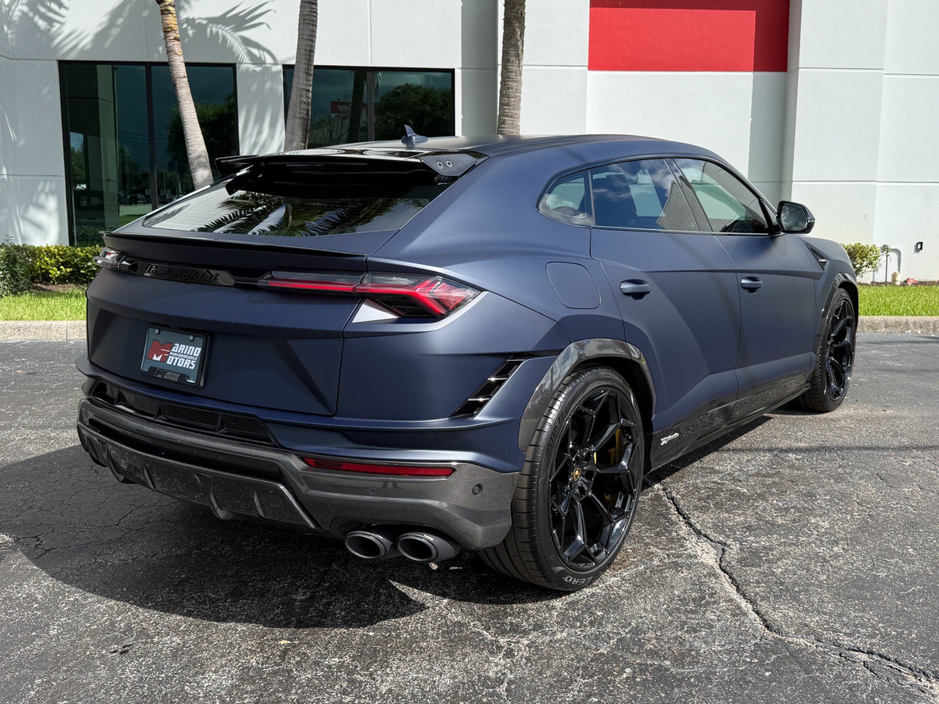 Used 2024 Lamborghini Urus Performante AWD/4WD image 16