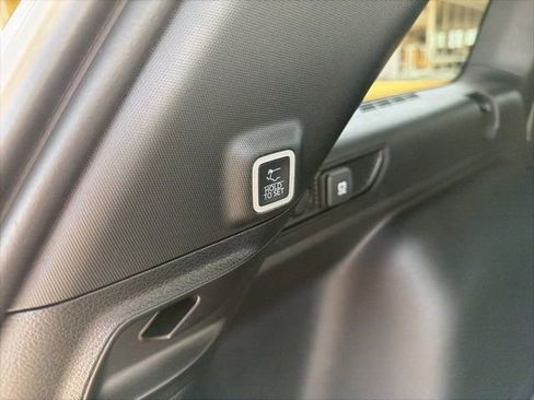 New 2025 Jeep Grand Cherokee Limited w/ Luxury Tech Group II image 25