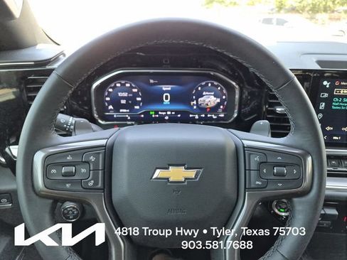 Used 2024 Chevrolet Silverado 1500 High Country w/ High Country Premium Package AWD/4WD image 33