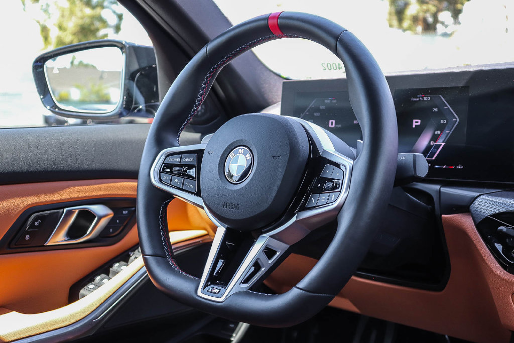 Used 2025 BMW M340i w/ Premium Package RWD image 23