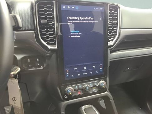 Used 2025 Ford Ranger XLT w/ Equipment Group 301A High AWD/4WD image 28