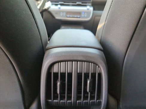 Certified 2024 Hyundai Kona SEL FWD image 19