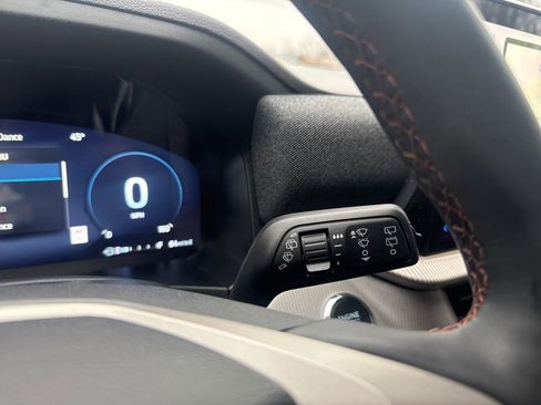 New 2026 Ford Explorer Active w/ Active Comfort Package image 18