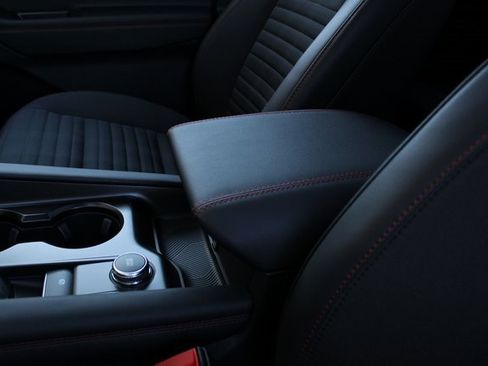 New 2026 Ford Explorer ST-Line w/ ST-Line Street Pack image 17