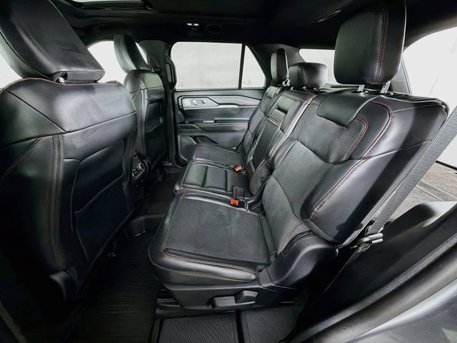 Used 2025 Ford Explorer ST AWD/4WD image 25