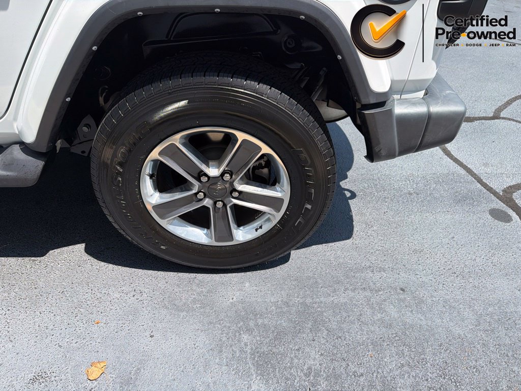 Certified 2022 Jeep Wrangler Unlimited Sahara AWD/4WD image 16