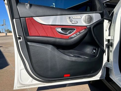 Used 2021 Mercedes-Benz GLC 300 image 18