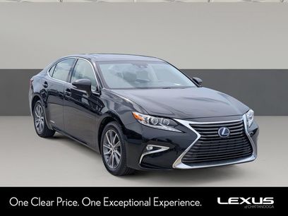 Used 2016 Lexus ES 300h w/ Luxury Package w/Wood Trim