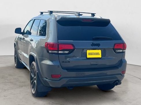 Used 2019 Jeep Grand Cherokee Altitude AWD/4WD image 7