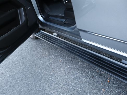 Used 2022 GMC Yukon Denali AWD/4WD image 19