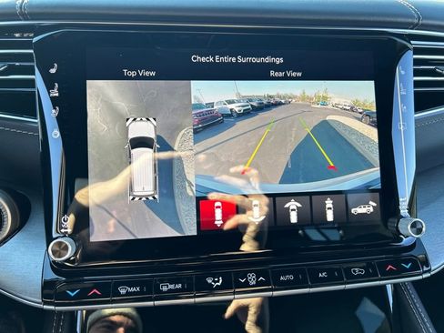 New 2026 Jeep Grand Wagoneer Limited AWD/4WD image 13