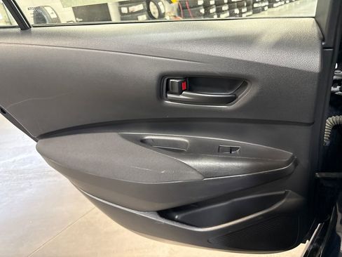 Used 2024 Toyota Corolla LE FWD image 11