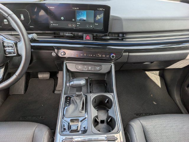 Used 2026 Kia Carnival SX Prestige FWD image 7