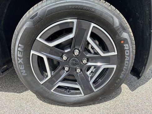 New 2026 Jeep Cherokee Laredo AWD/4WD image 9