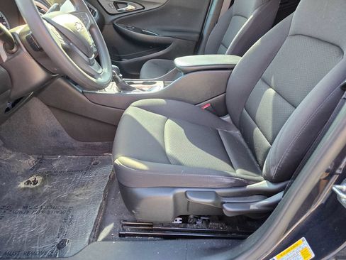 Used 2022 Chevrolet Malibu LS FWD image 10