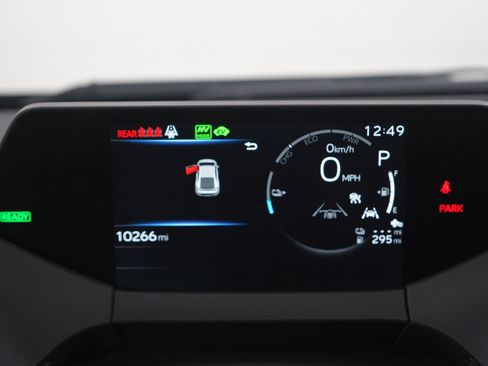 Used 2025 Toyota Prius Plug-In Hybrid image 19