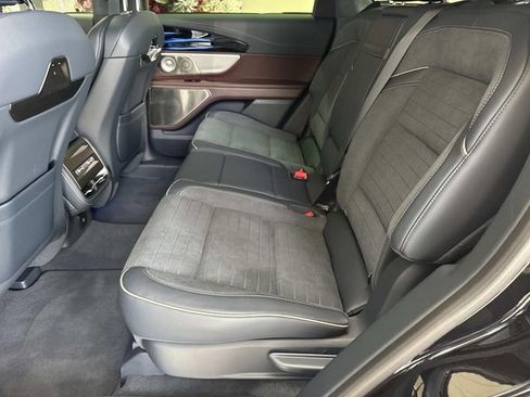 New 2026 Lincoln Nautilus Black Label w/ Jet Appearance Package image 15