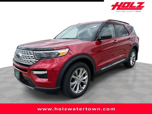Used 2023 Ford Explorer XLT w/ Equipment Group 202A AWD/4WD image 1