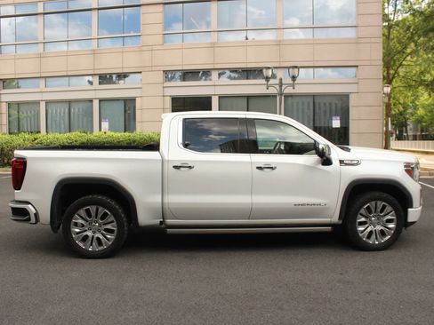 Used 2020 GMC Sierra 1500 Denali w/ Denali Ultimate Package AWD/4WD image 6