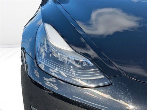 Used 2023 Tesla Model 3 Long Range image 16