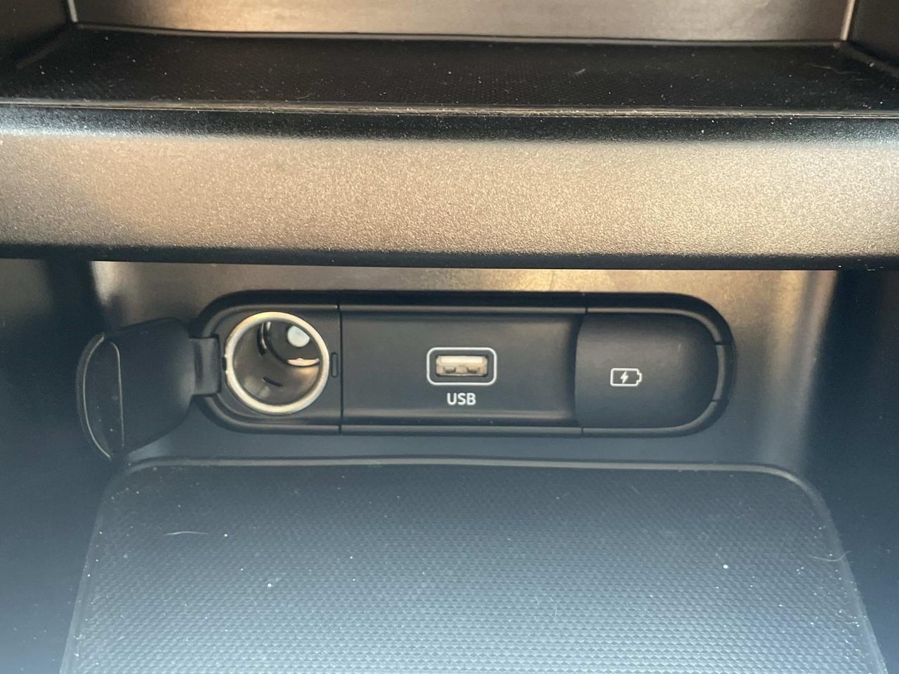 Used 2024 Kia Forte LX FWD image 27