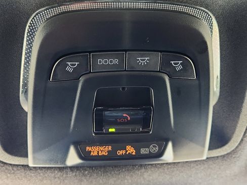 Used 2024 Toyota Corolla SE image 18