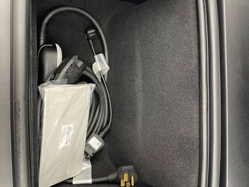 Used 2024 Porsche Taycan 4 Cross Turismo image 24