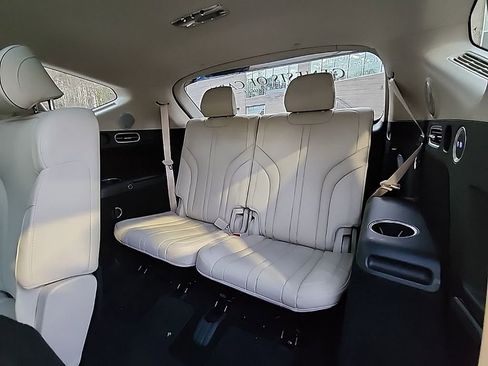 Used 2024 Genesis GV80 3.5T w/ Advanced Package image 24