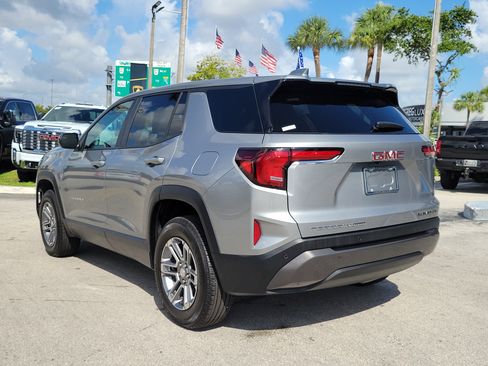Used 2025 GMC Terrain Elevation AWD/4WD image 7