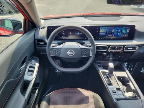 New 2026 Nissan Sentra SR FWD image 10