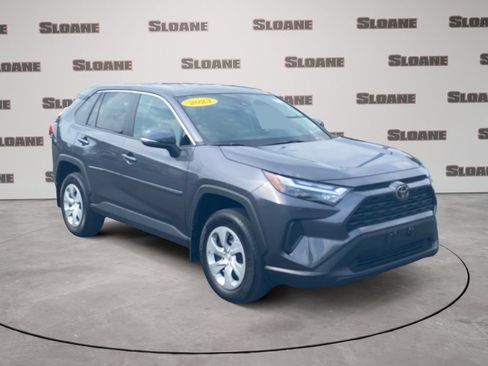 Used 2023 Toyota RAV4 LE AWD/4WD image 7