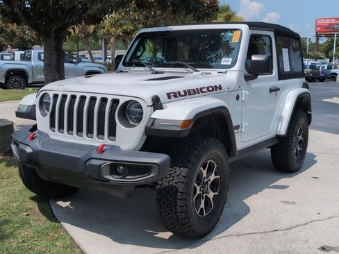 Used 2018 Jeep Wrangler Rubicon AWD/4WD image 5