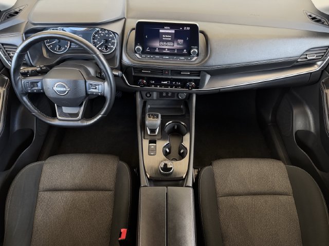 Used 2025 Nissan Rogue SV AWD/4WD image 12