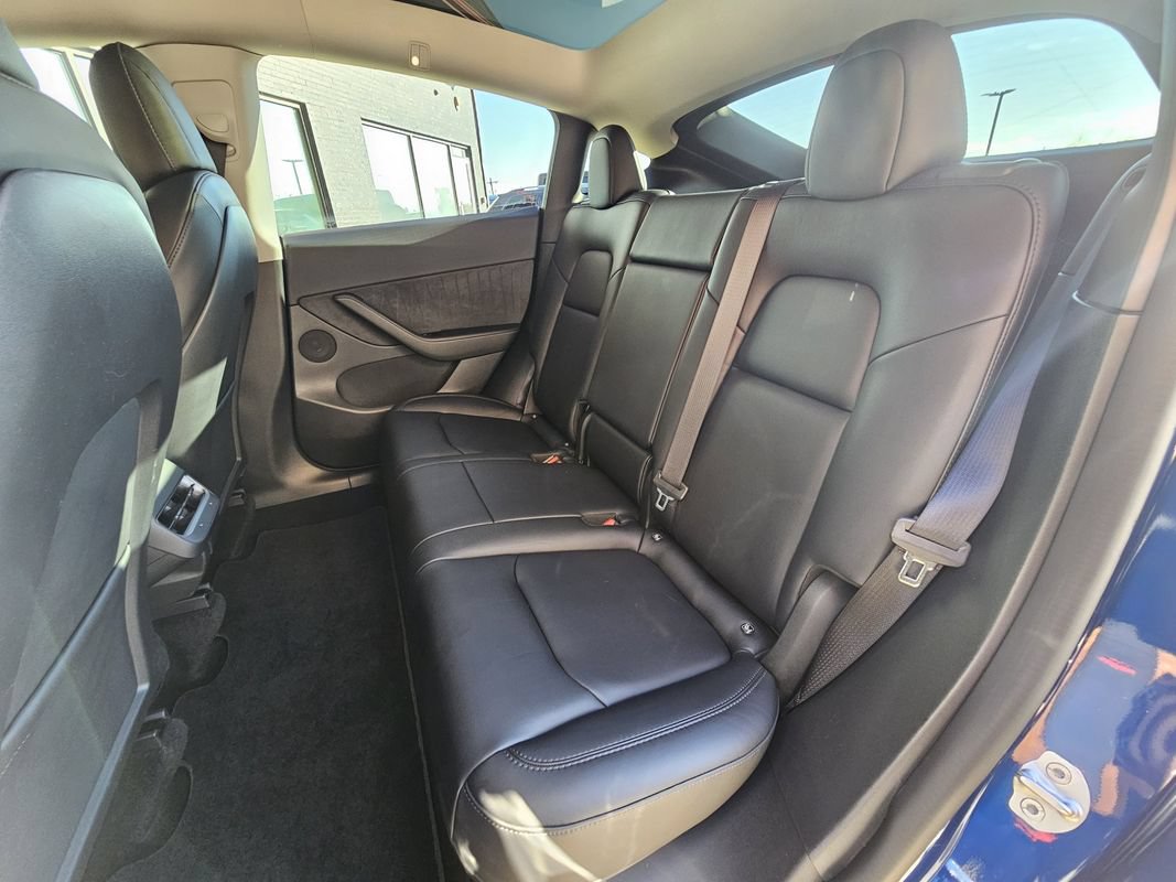 Used 2022 Tesla Model Y Performance AWD/4WD image 18