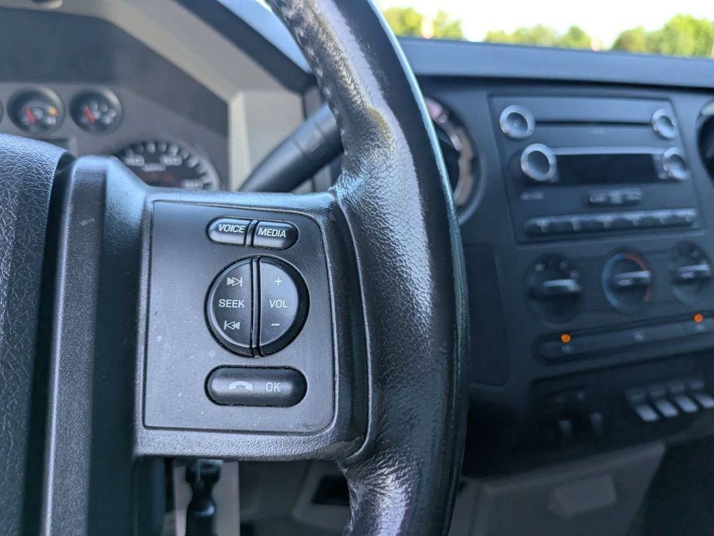 Used 2010 Ford F250 XL AWD/4WD image 25