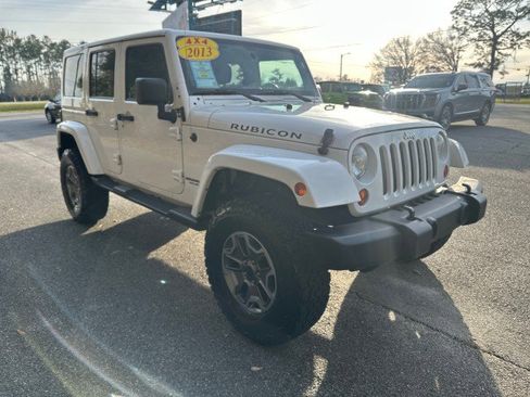 Used 2013 Jeep Wrangler Unlimited Rubicon w/ Max Tow Pkg image 7