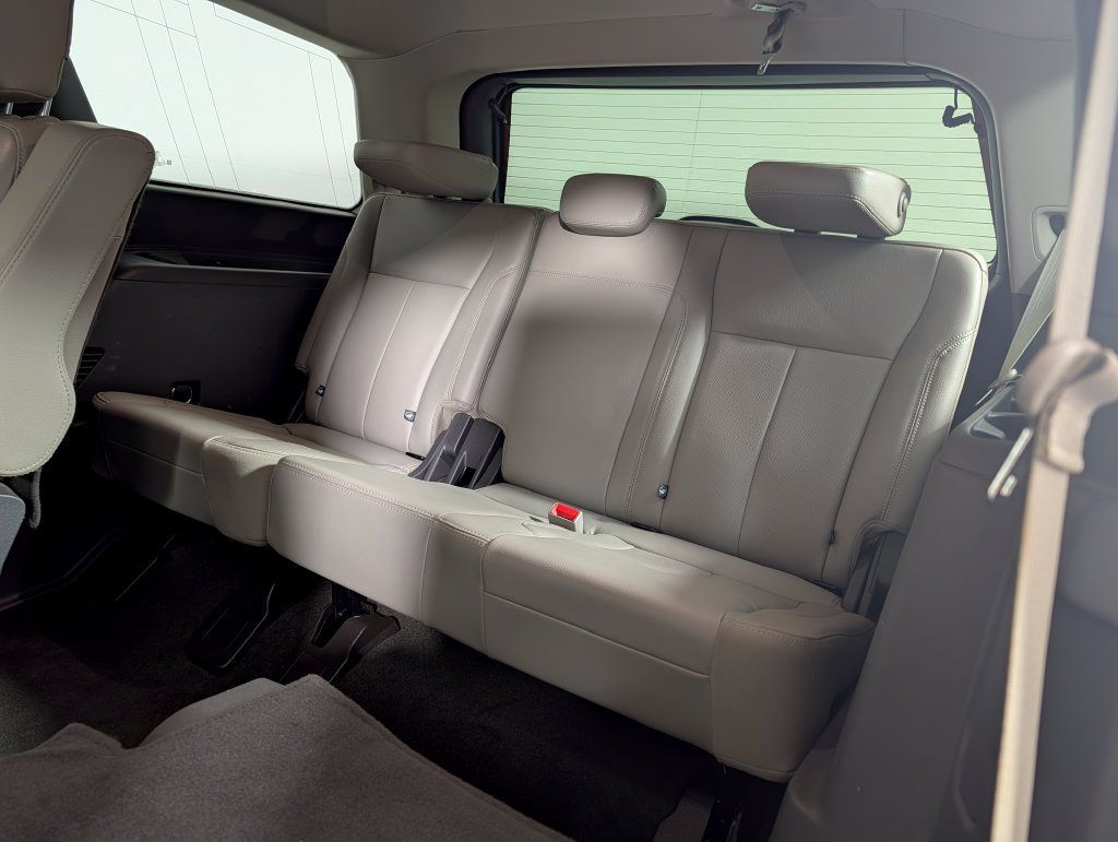 Used 2021 Ford Expedition XLT RWD image 13