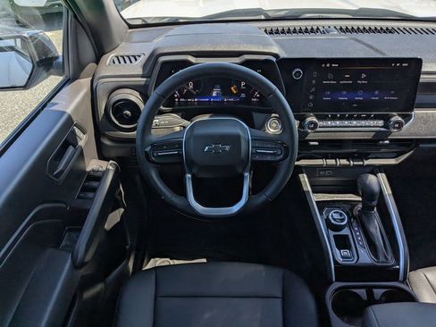 Used 2026 Chevrolet Colorado Trail Boss AWD/4WD image 15