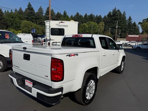 Used 2022 Chevrolet Colorado LT AWD/4WD image 5