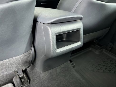 Used 2022 Toyota Camry SE image 21