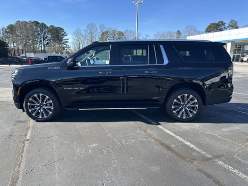 New 2026 Chevrolet Suburban High Country w/ Sun And Tow Package RWD image 6